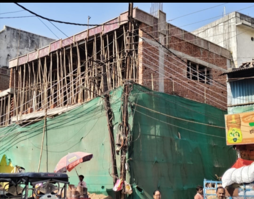 बीच गोलबाजार में अवैध निर्माण को लेकर राजधानी तक मचा बवाल, मंत्रालय के अफसरो ने वीडियो कांफ्रेंस कर मांगा जवाब कैसे बन गया, अब तक की गई क्या कार्रवाई…